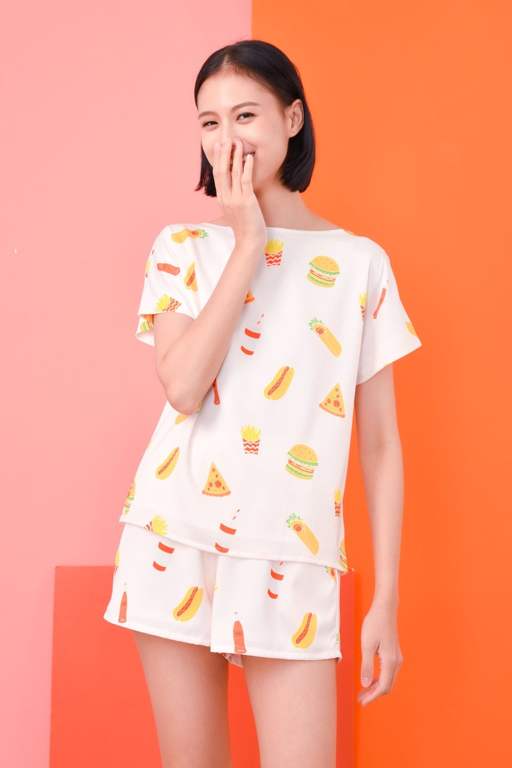 FAST FOOD SLEEVED TOP FAST FOOD SLEEVED TOP