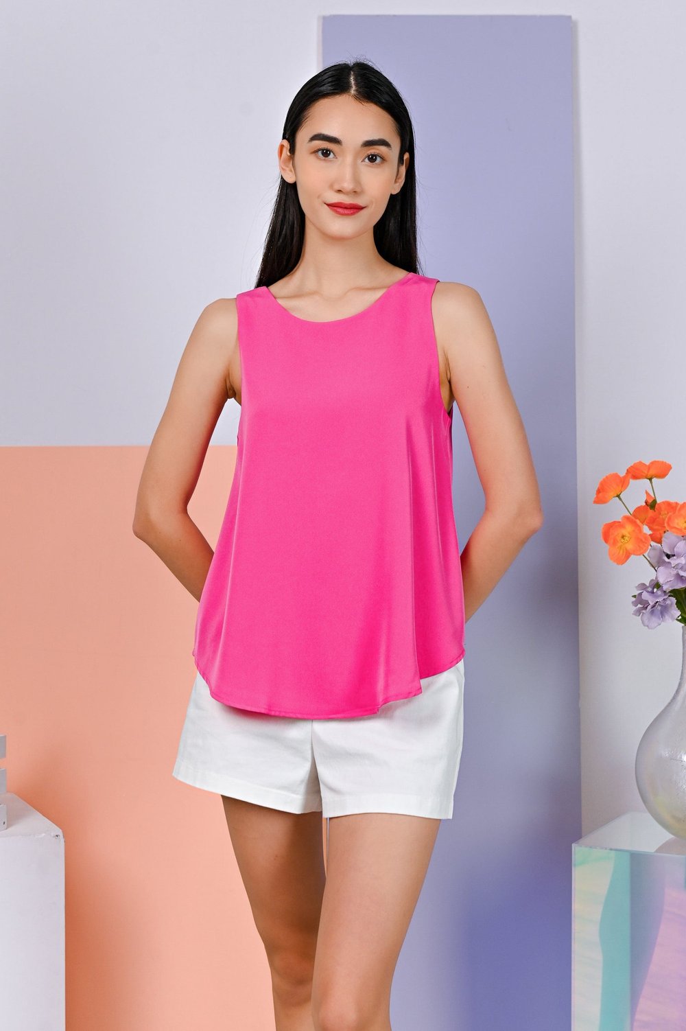 JENESIS CURVED-HEM TOP IN PINK
