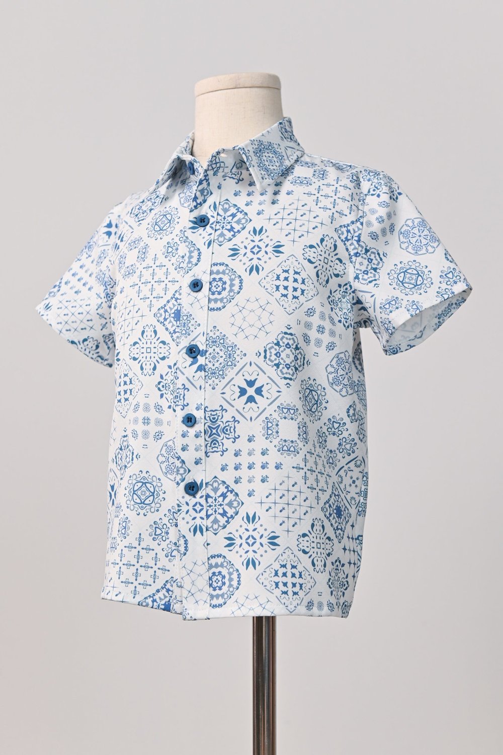 LISBON TILES KIDS' SHIRT