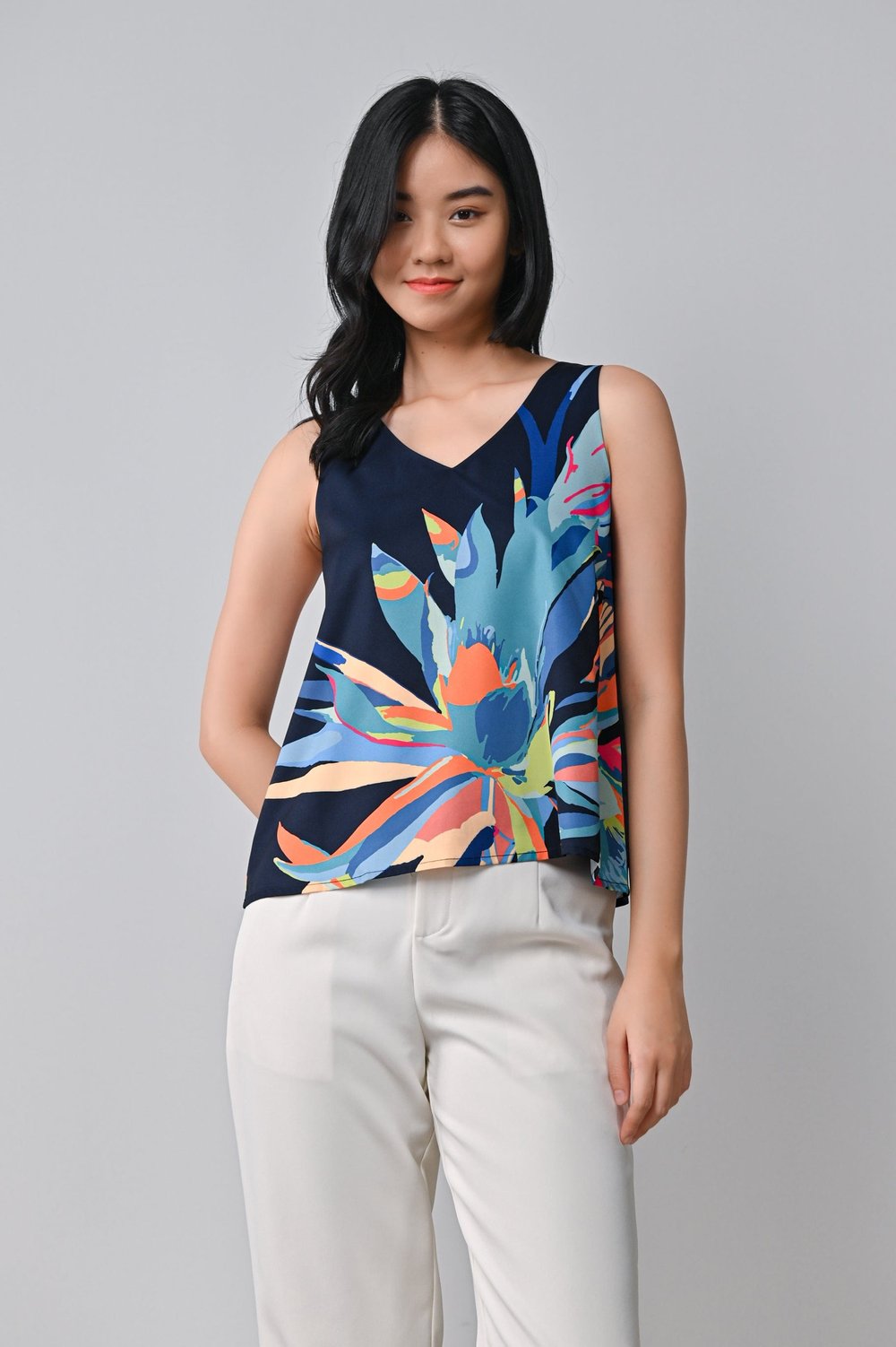ORIENTAL FLOWERS TWO-WAY TOP IN NAVY