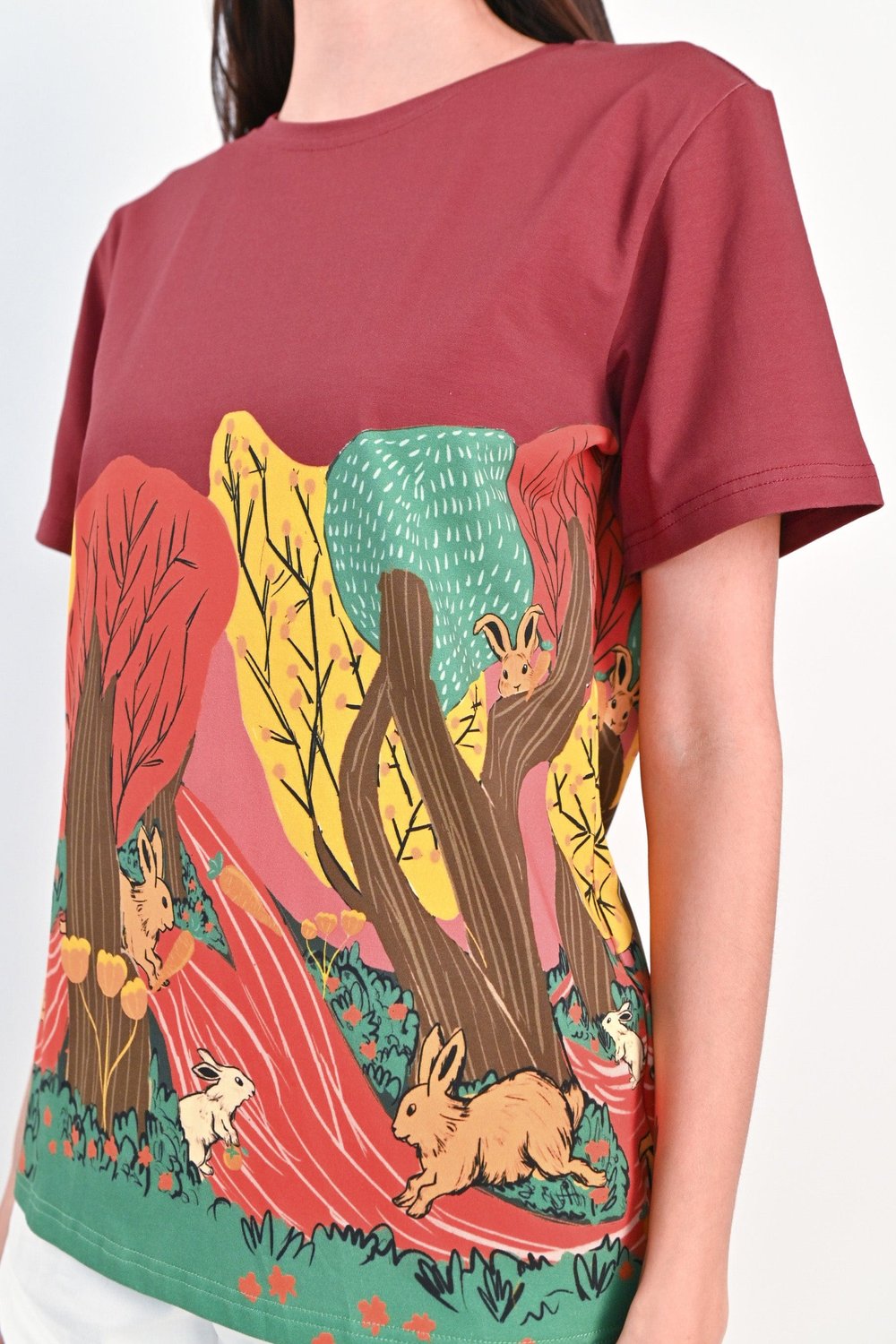 RABBIT WONDERLAND UNISEX TEE