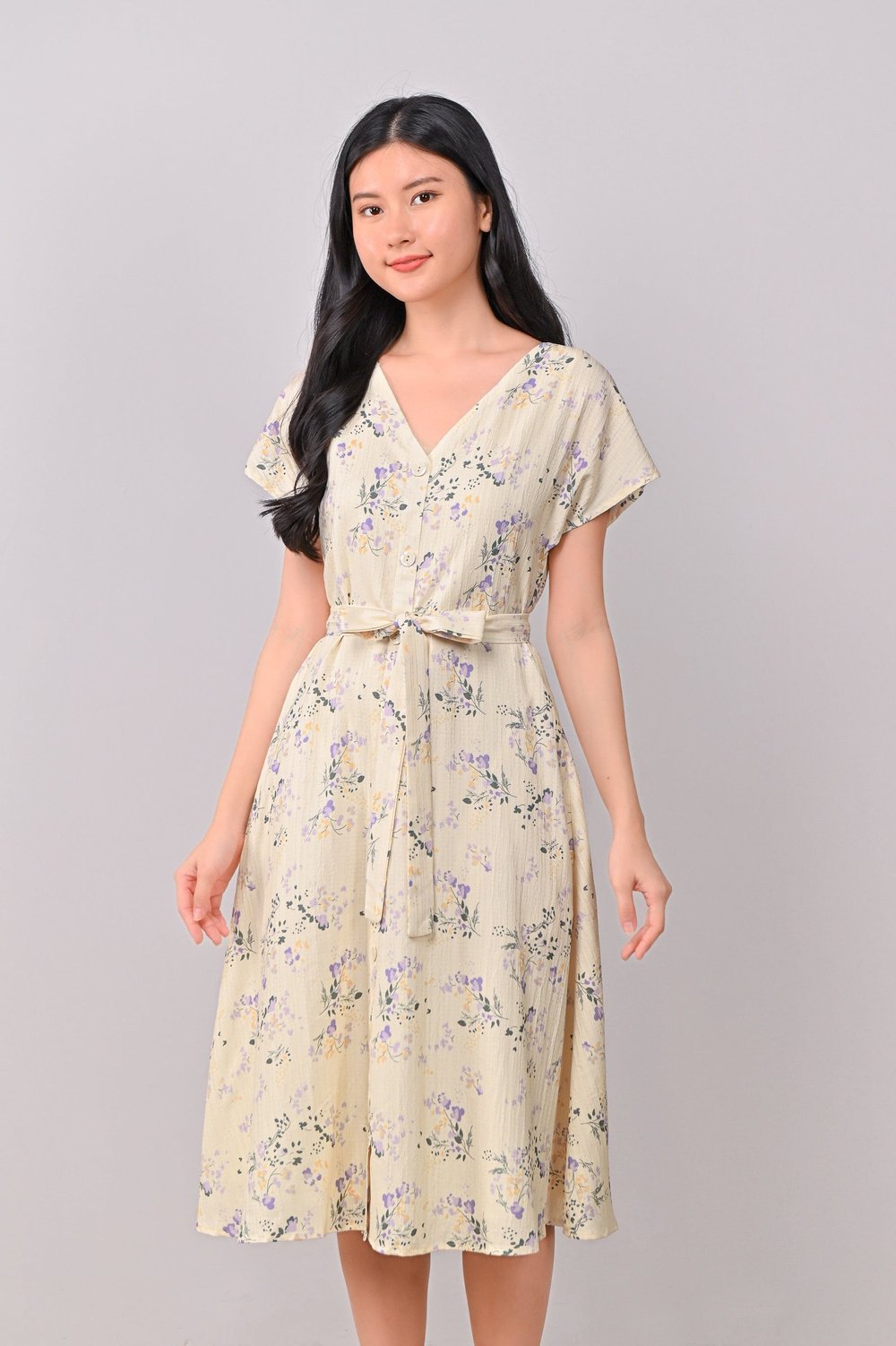 KIMIA SLEEVED BUTTON DRESS IN CREAM KIMIA SLEEVED BUTTON DRESS IN CREAM
