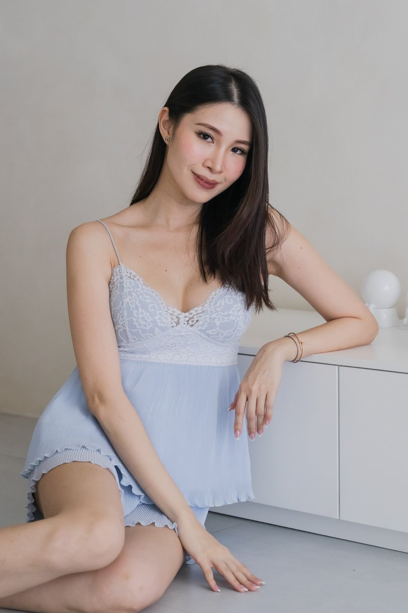 DAHLIA Pleated 2 Pcs Set Sleepwear (Bluebell) DAHLIA Pleated 2 Pcs Set Sleepwear (Bluebell)