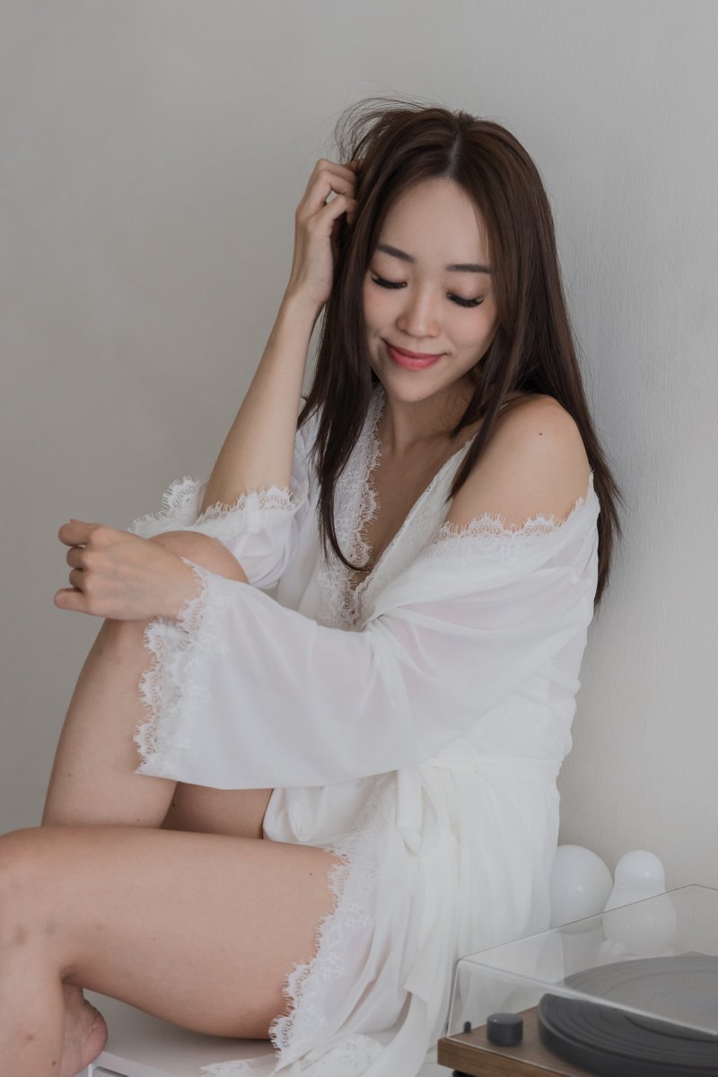 SERENA Lace Robe (Cloud White)