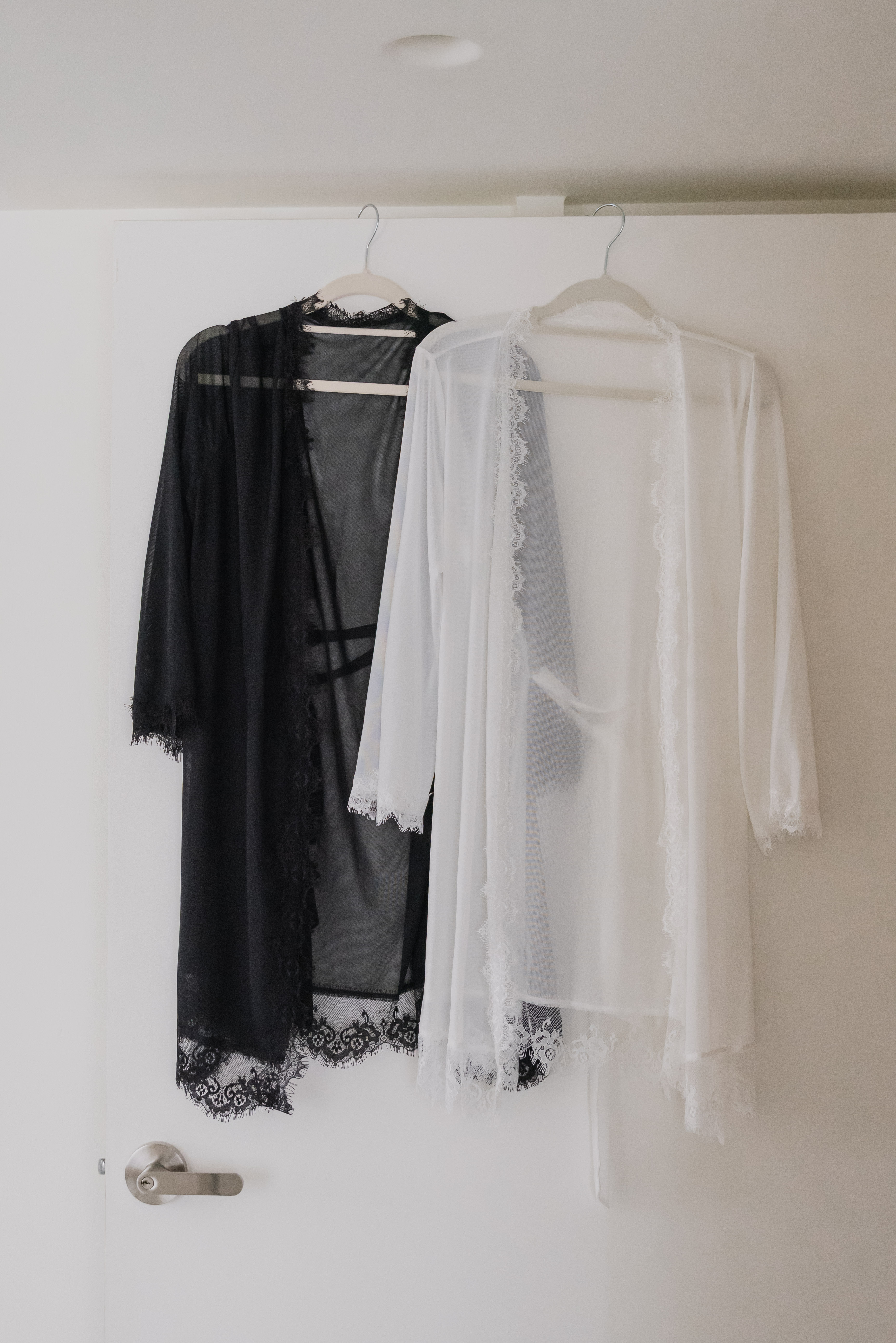 SERENA Lace Robe (Cloud White)