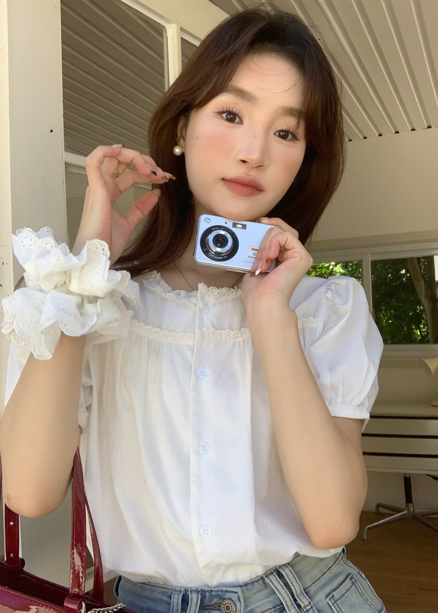 (DEFECT) Lovfee Lace Buttoned Blouse in White