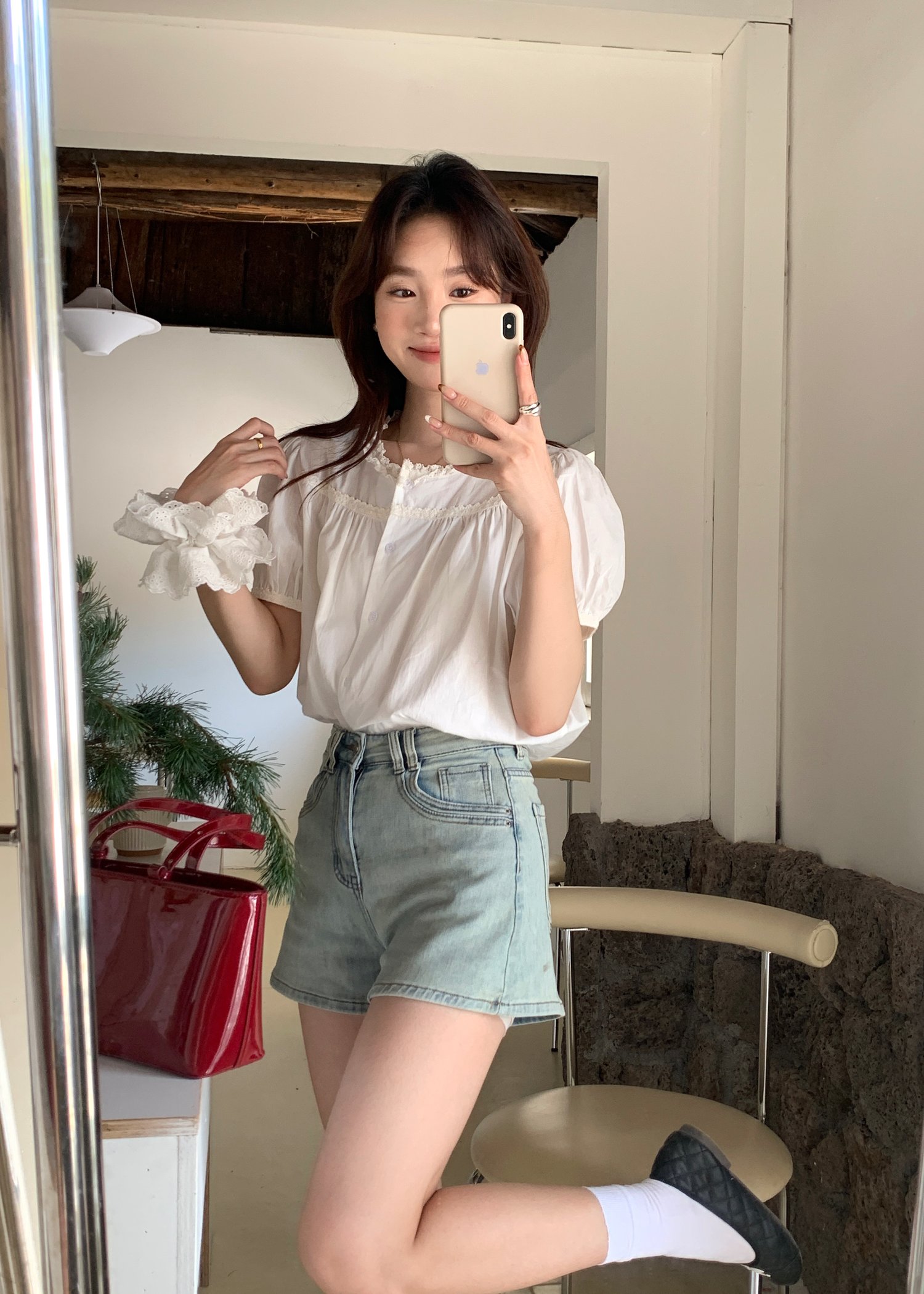 (DEFECT) Lovfee Lace Buttoned Blouse in White