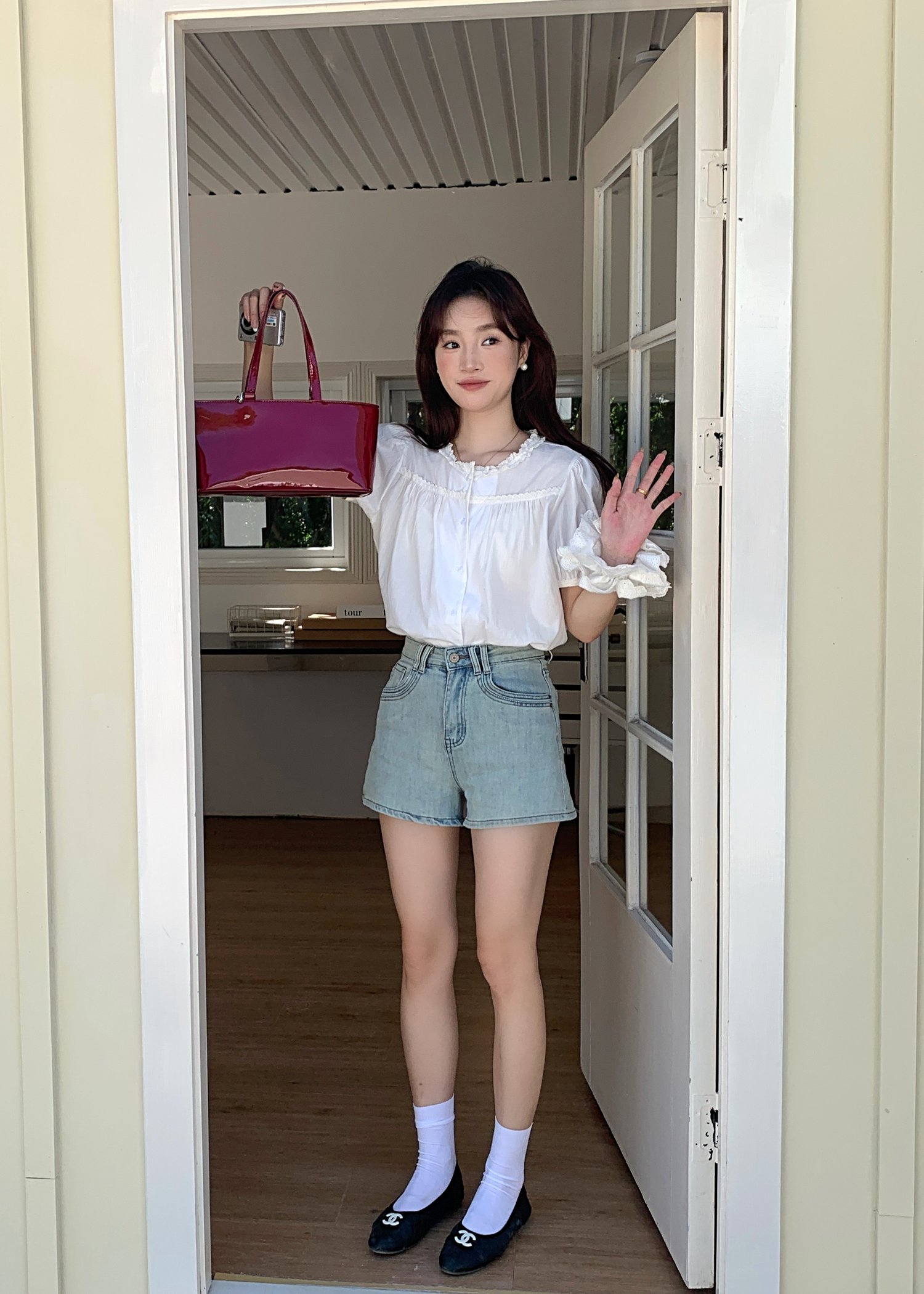 (DEFECT) Lovfee Lace Buttoned Blouse in White