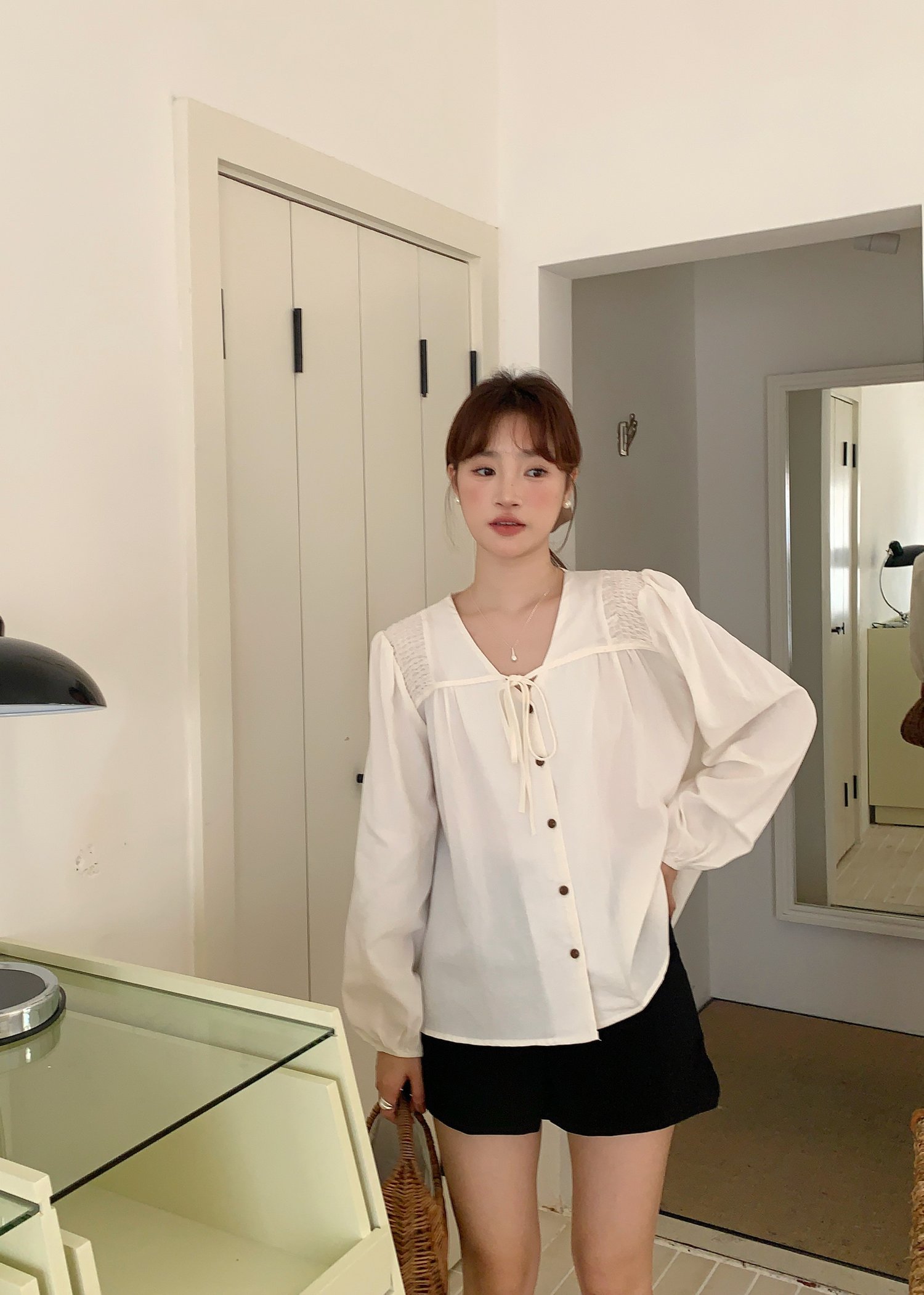 (DEFECT) Gracie Puffy Long Sleeve Blouse in Apricot