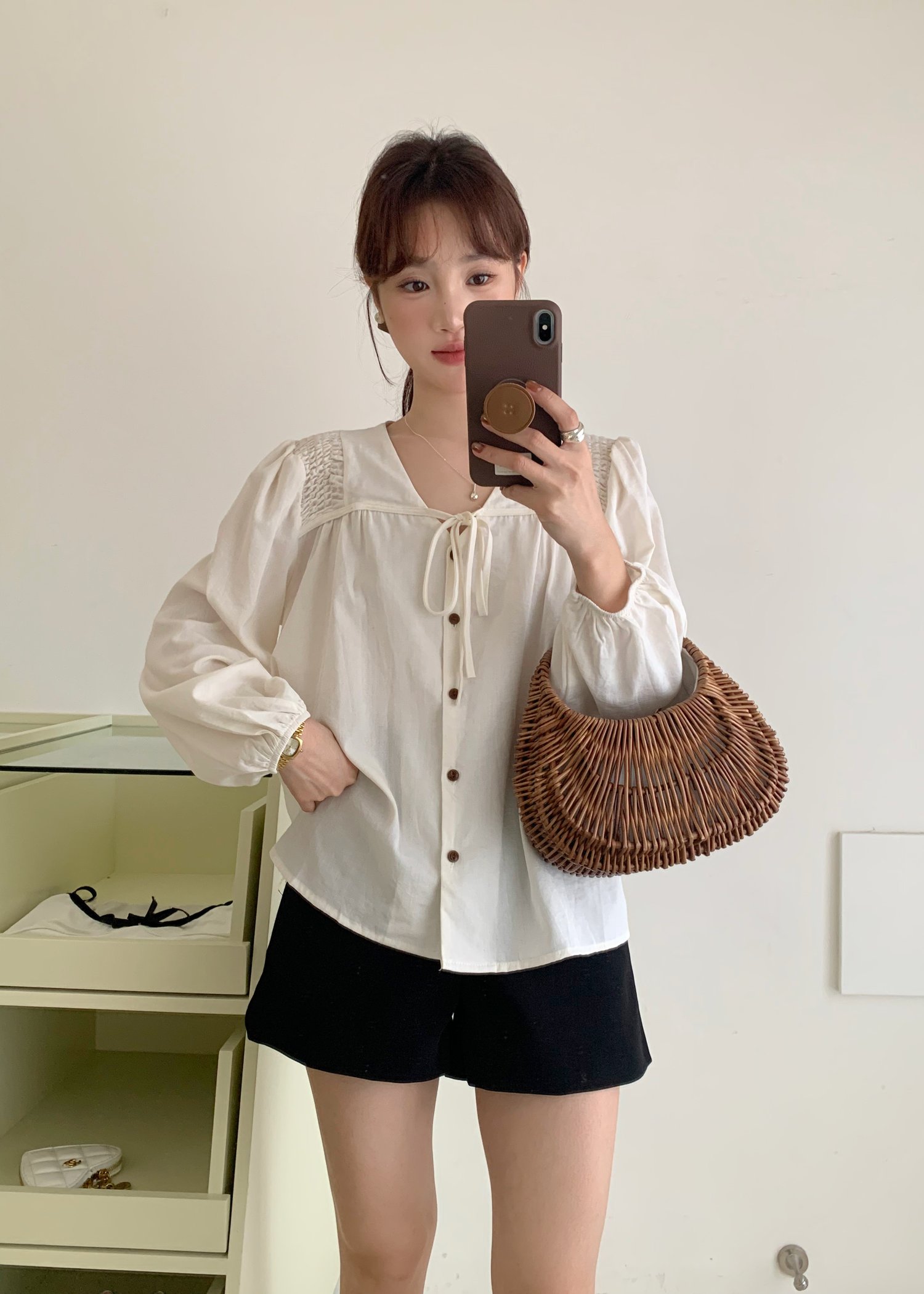 (DEFECT) Gracie Puffy Long Sleeve Blouse in Apricot