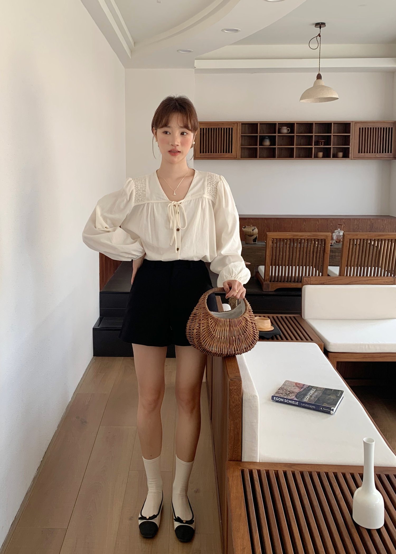 (DEFECT) Gracie Puffy Long Sleeve Blouse in Apricot