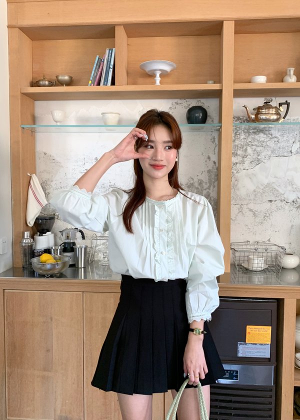 Ana Lacey Blouse in Baby Green