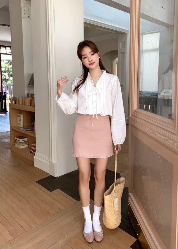 (DEFECT) Claire Ribbon Blouse in White