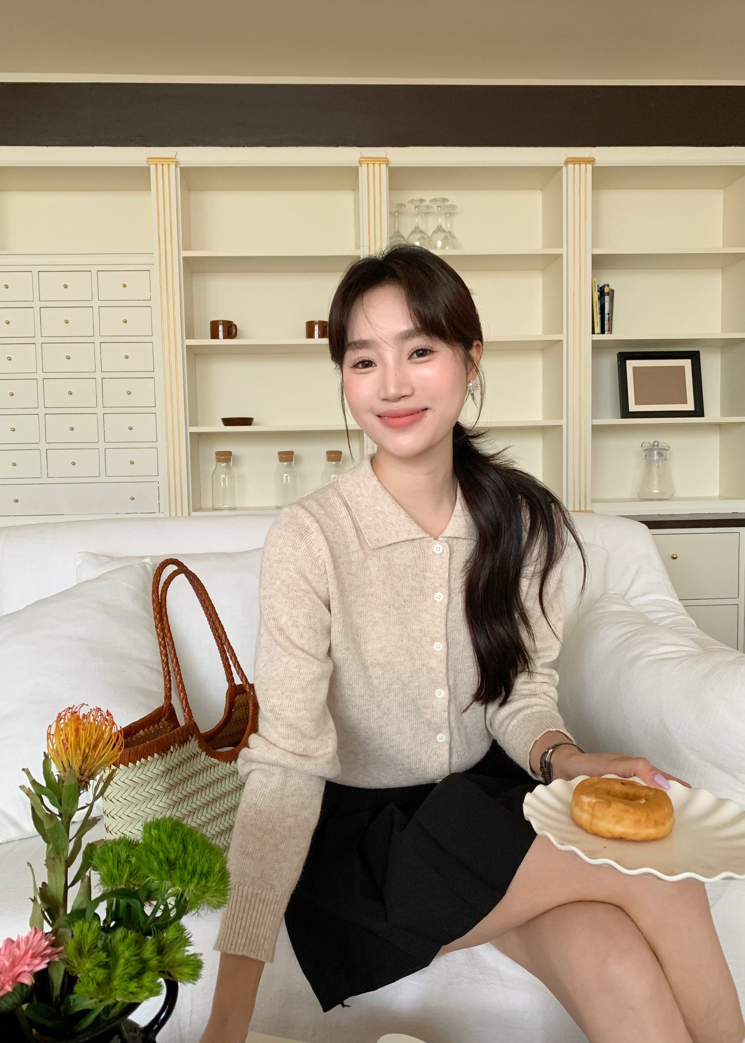 Hestie Basic Cardigan in Oat