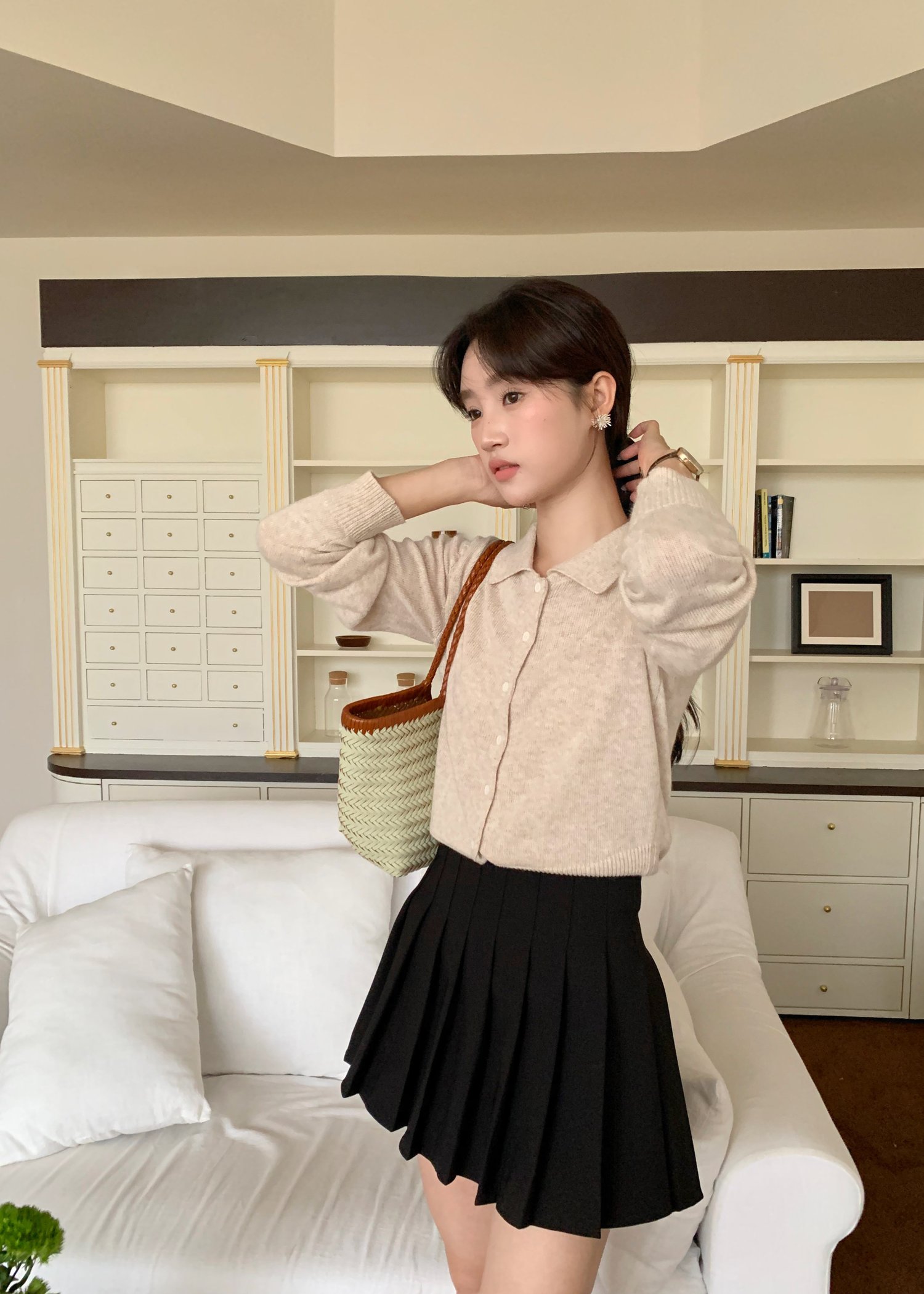 Hestie Basic Cardigan in Oat