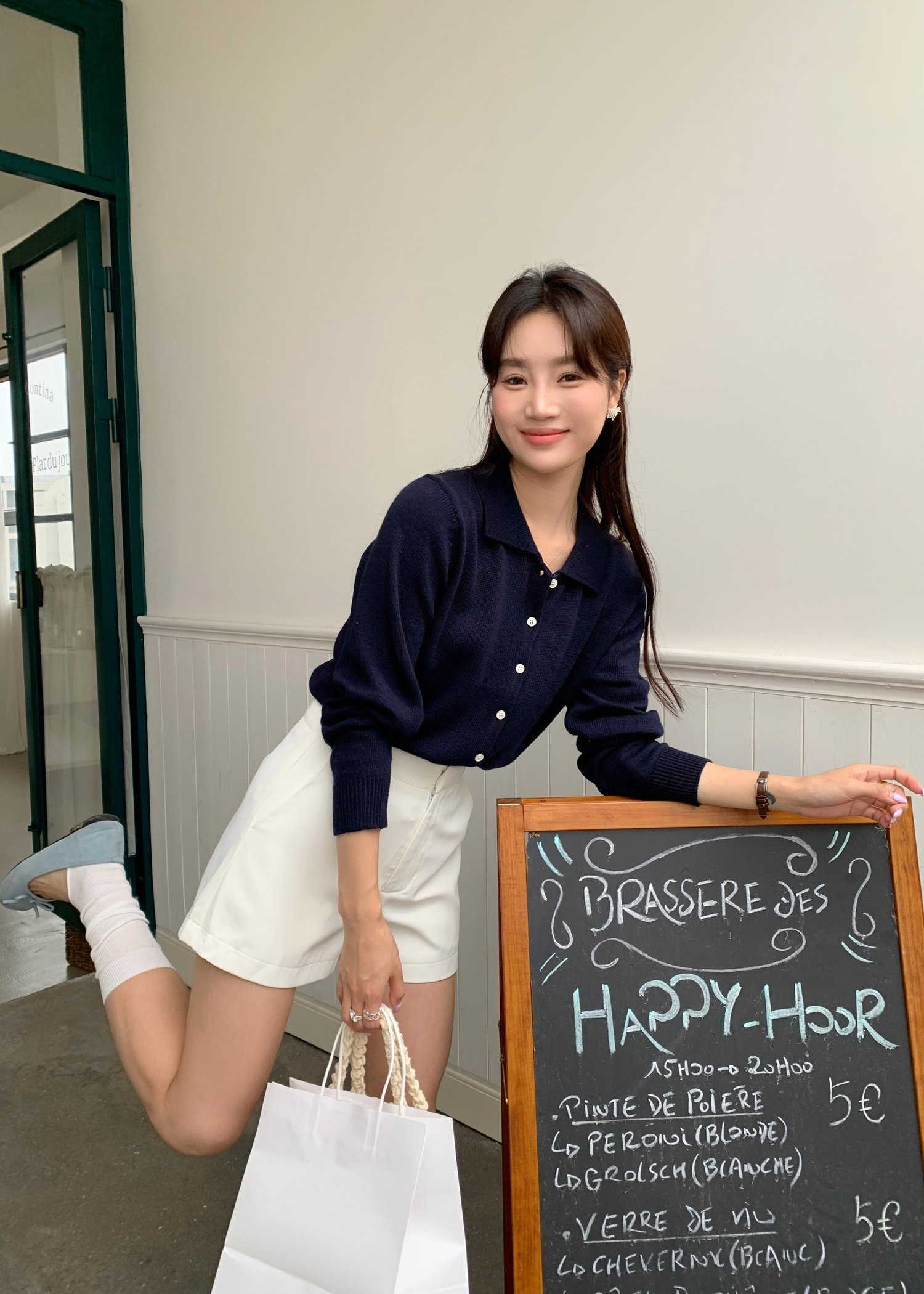 Hestie Basic Cardigan in Navy Blue