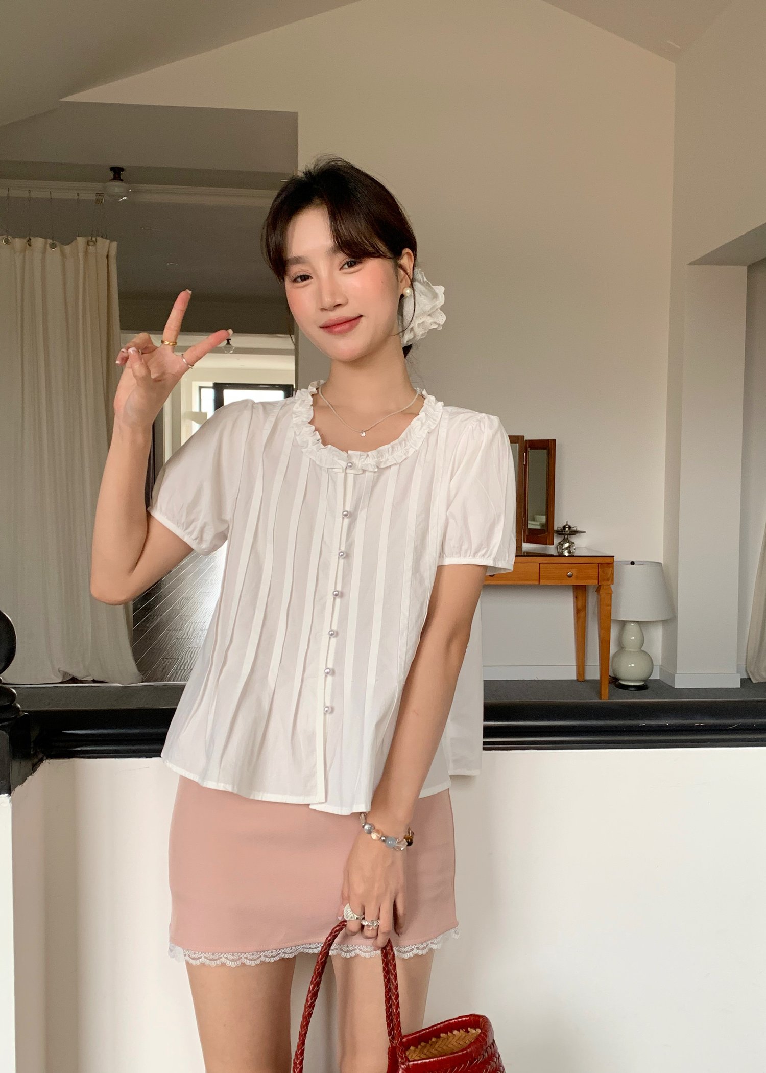 Anne Pearl Buttoned Blouse in White