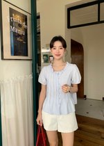 Anne Pearl Buttoned Blouse in Baby Blue