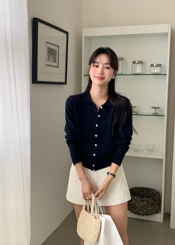 Hestie Basic Cardigan in Navy Blue