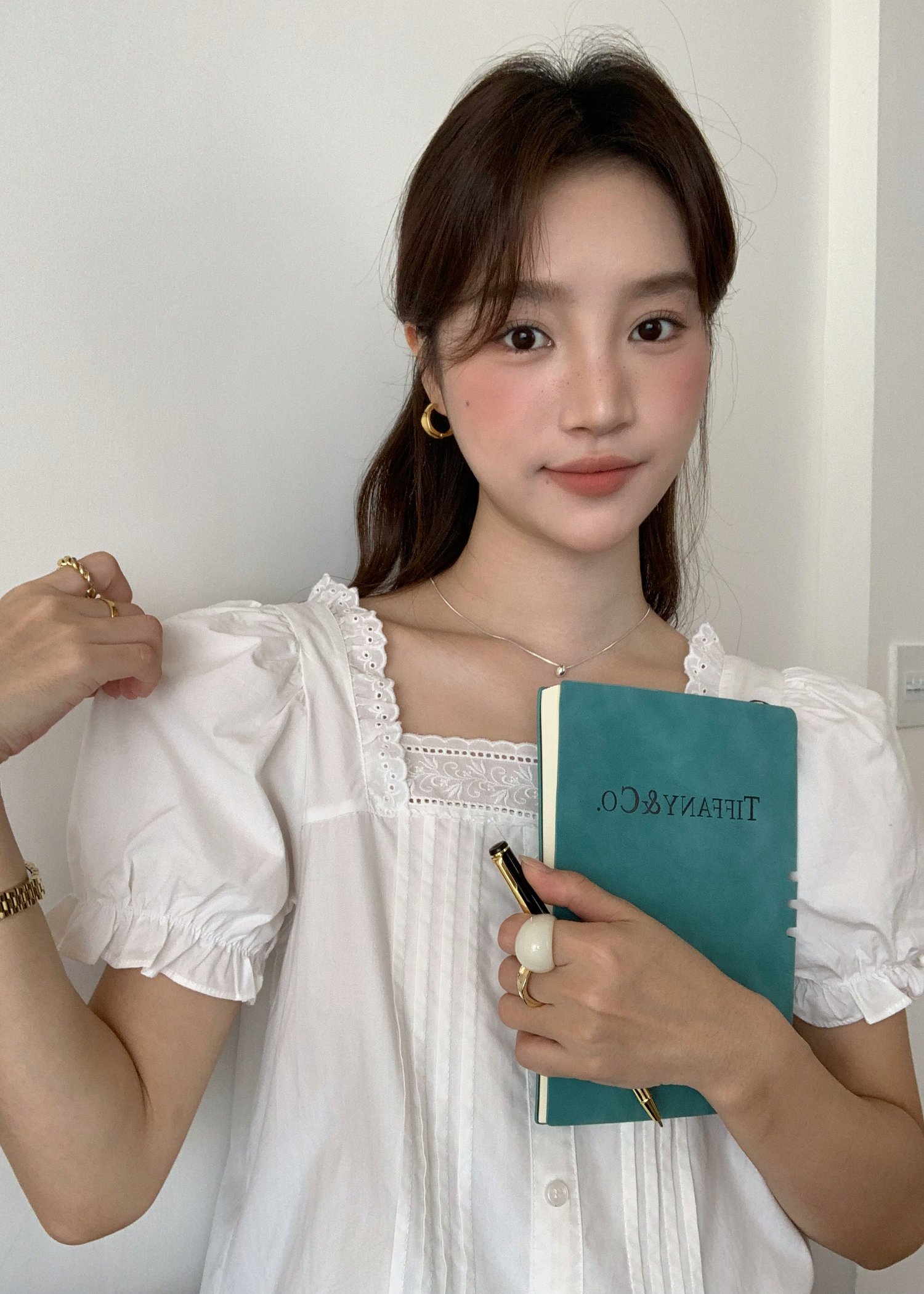 Hannah Garden Lacey Top in White