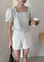 Hannah Garden Lacey Top in Milk Green