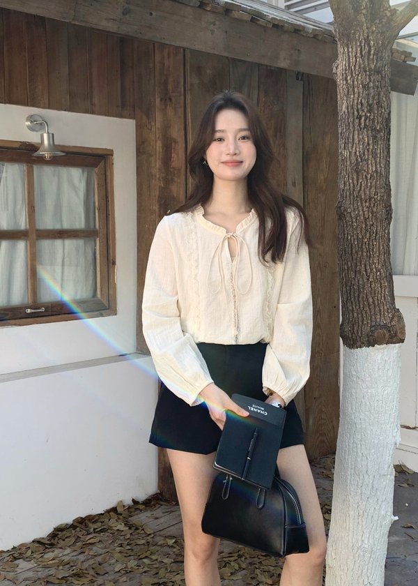 Nessa Lacey Ribbon Blouse in Cream