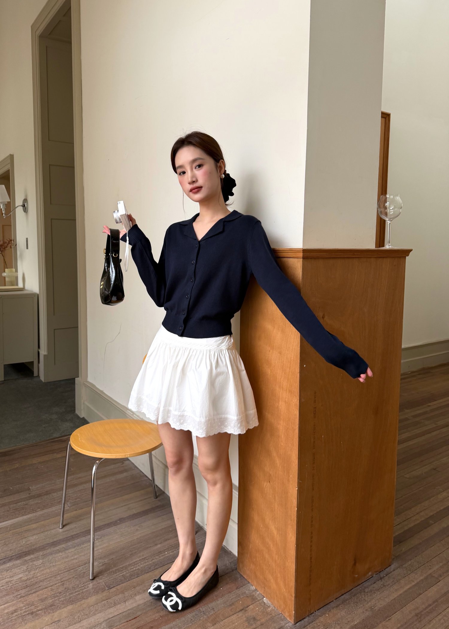 Jamie Long Sleeve Knit Top in Navy Blue