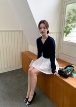 Jamie Long Sleeve Knit Top in Navy Blue