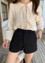 Your Everyday Classic Short in Black