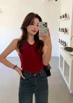 Nera Cami Knit Top in Maroon