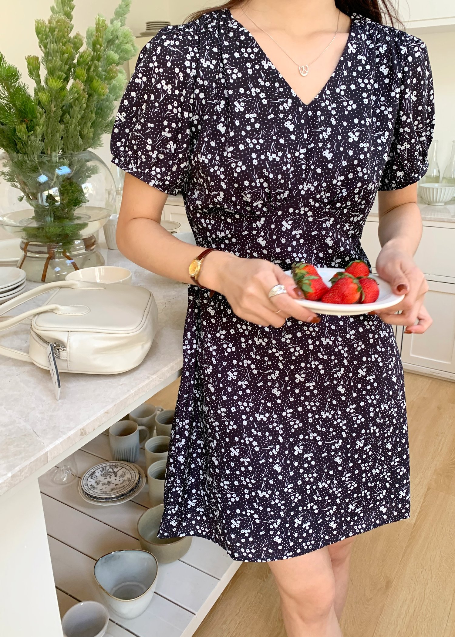 Le' Reve Floral Mini Dress in Black