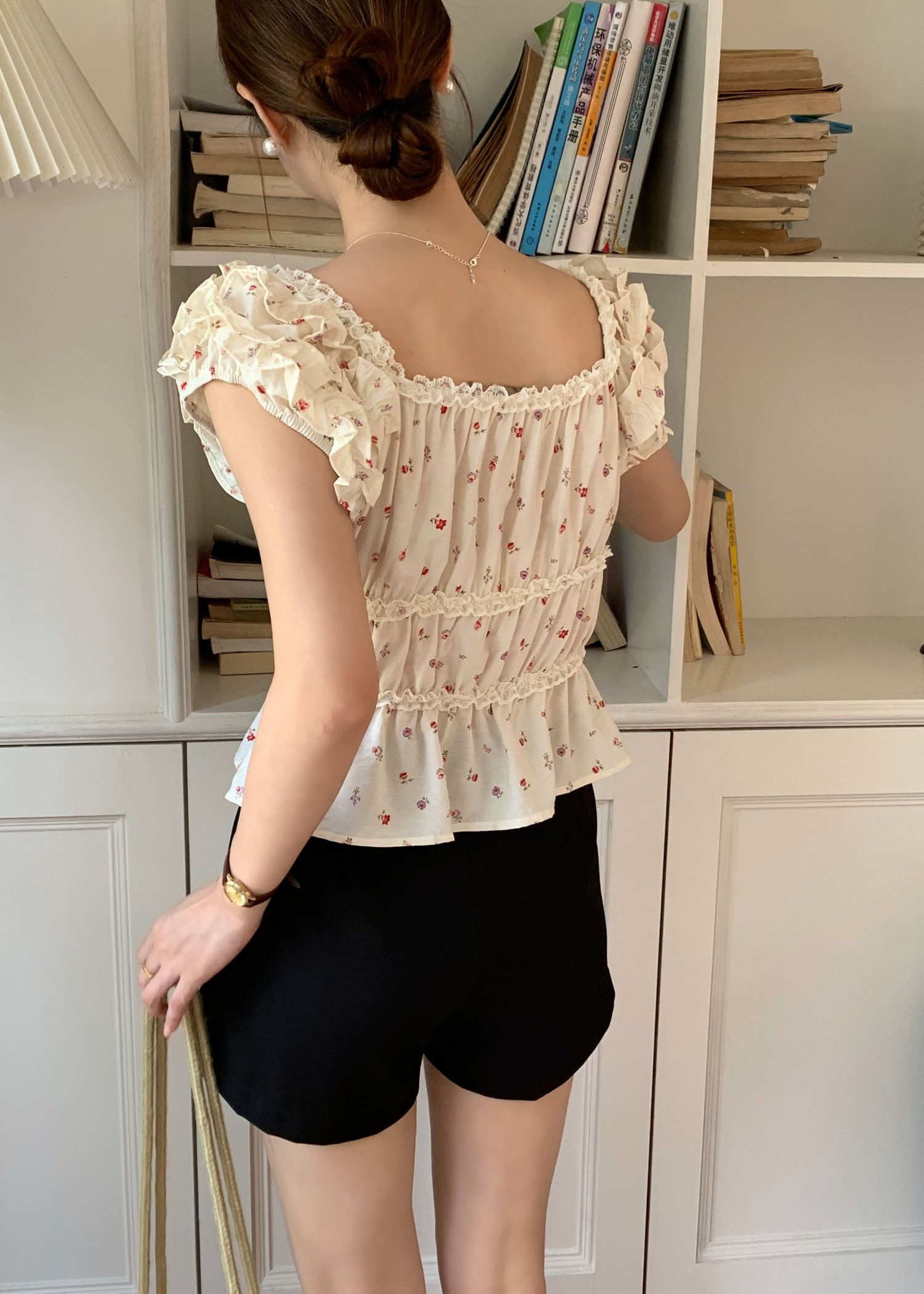 Mona Lacey Floral Top in Milk