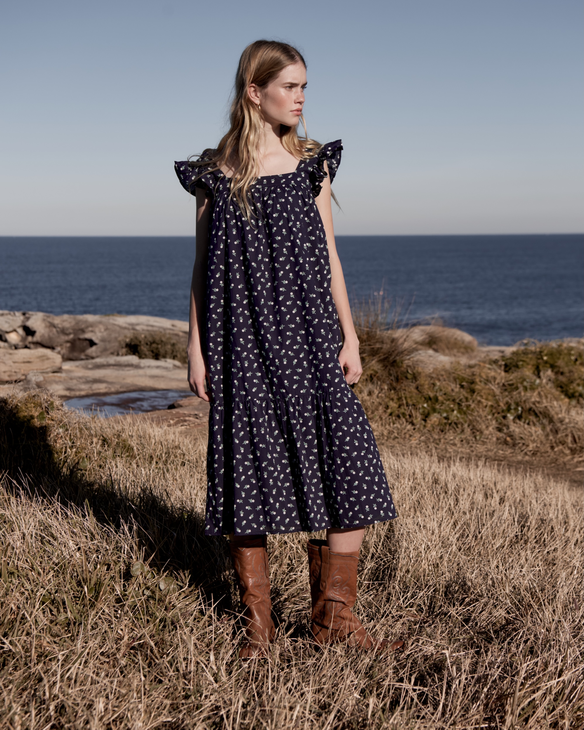 Aria in Navy Sprig