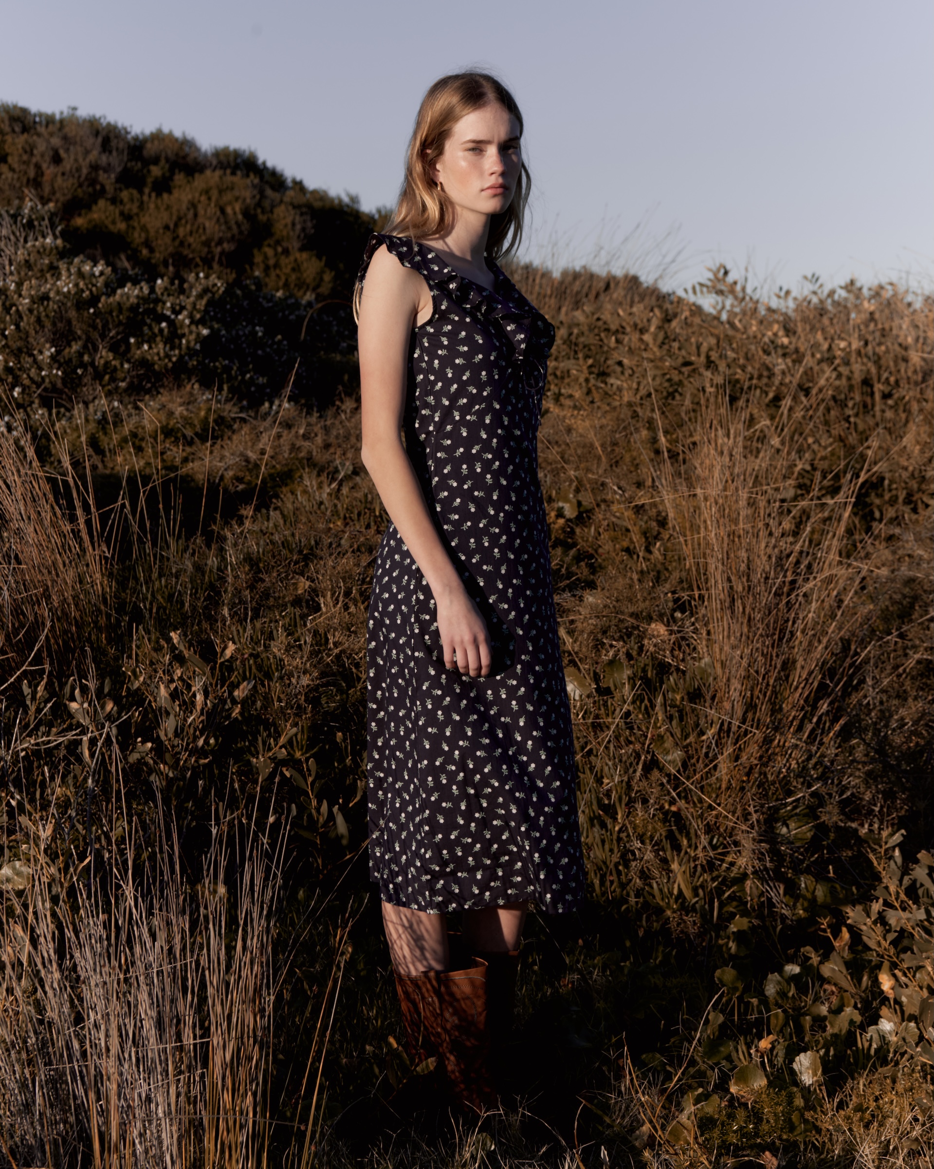 Maisie in Navy Sprig