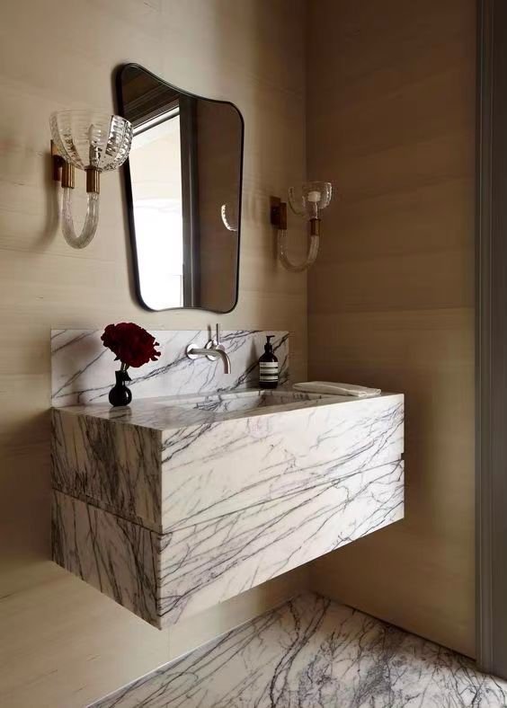 Elethea Wall Mirror Elethea Wall Mirror