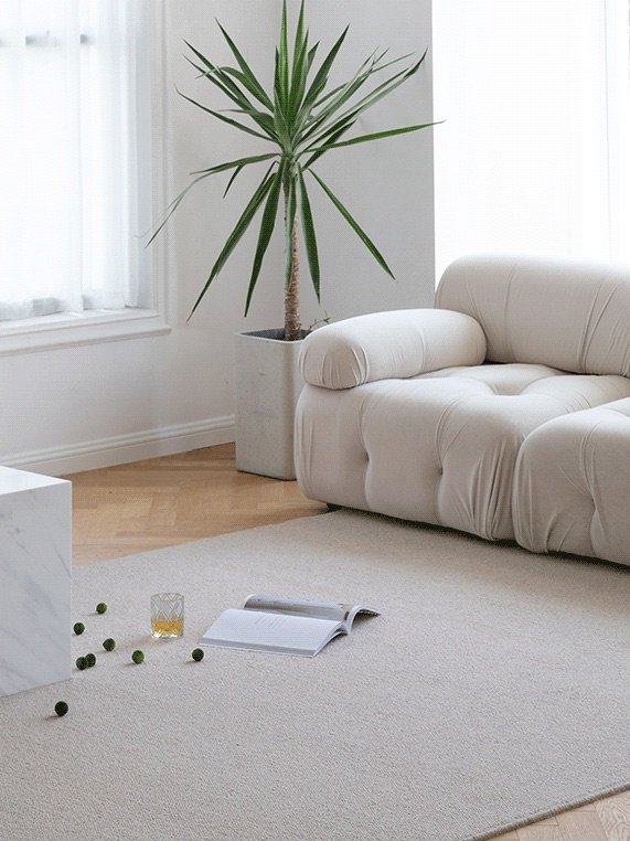 Rosaleigh Lamb Wool Rug Rosaleigh Lamb Wool Rug