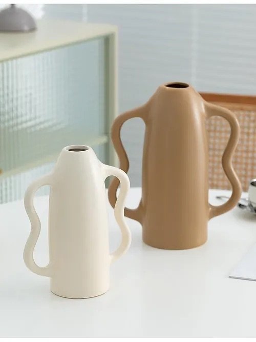 Kaeleigh Squiggle Vase Kaeleigh Squiggle Vase