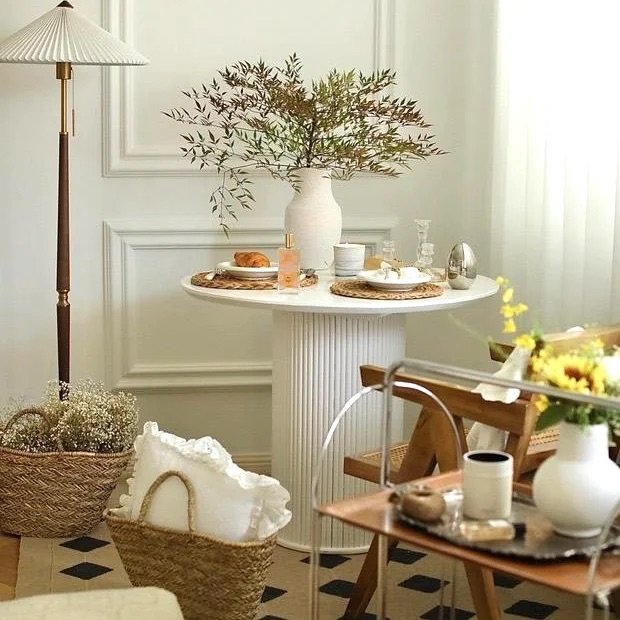 Hallee Tall Vase Hallee Tall Vase