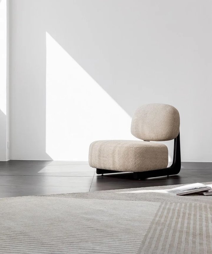 Tricia Lounge Chair Tricia Lounge Chair