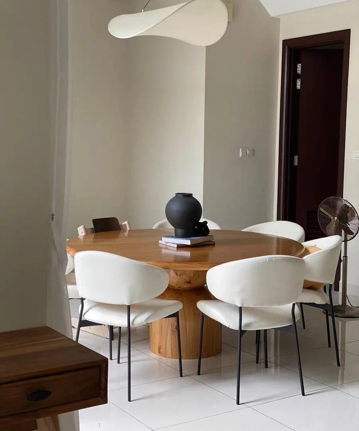 Cameron Dining Table - Solid Wood Cameron Dining Table - Solid Wood