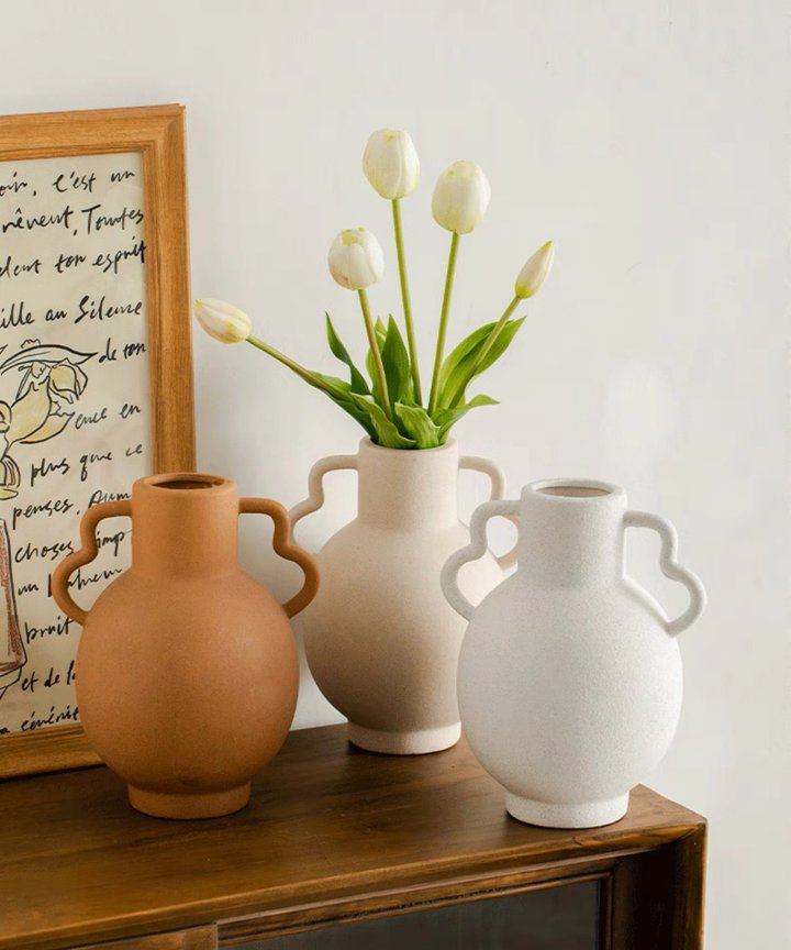 Helena Handle Vase Helena Handle Vase