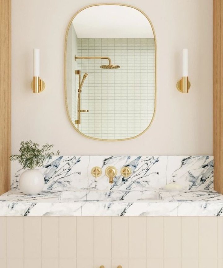 Eunice Curved Rectangle Mirror Eunice Curved Rectangle Mirror