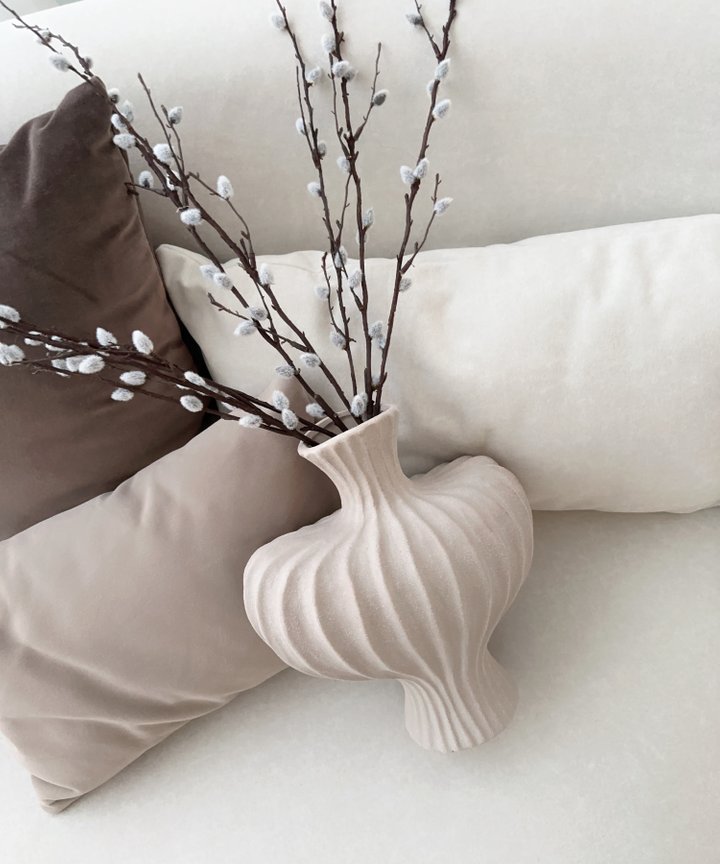 Hespera Silhouette Vase Hespera Silhouette Vase