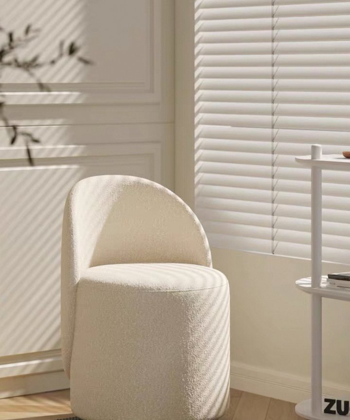 Tiffany Lounge Chair