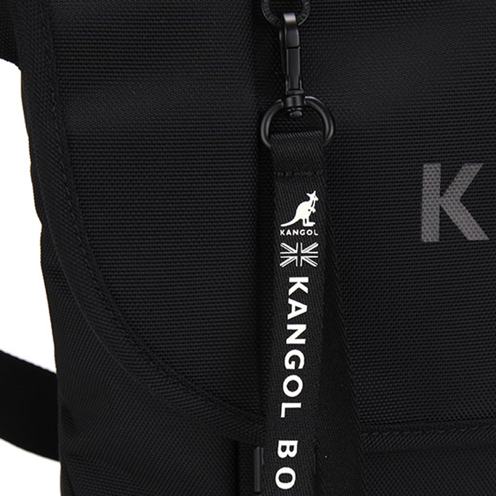 Kangol Epik Flach IV Messenger Bag - Black