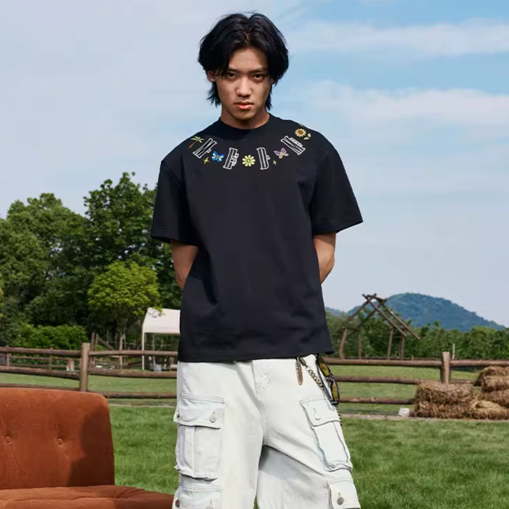 MEDM Butterfly Necklace Emb Tee - Black