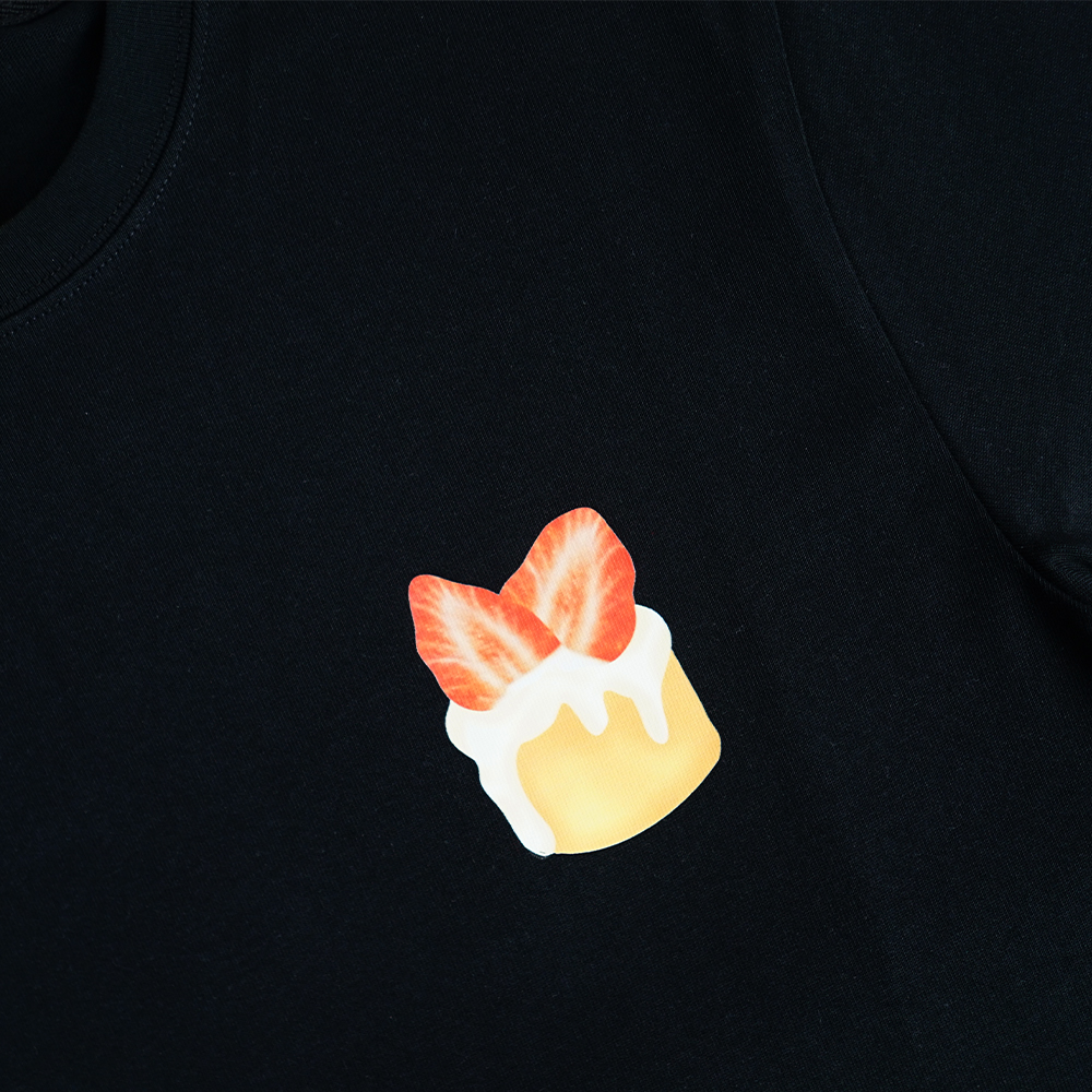 Ric Strawberry Cake Tee - Black
